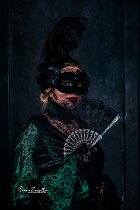 Dama-verde-ventaglio